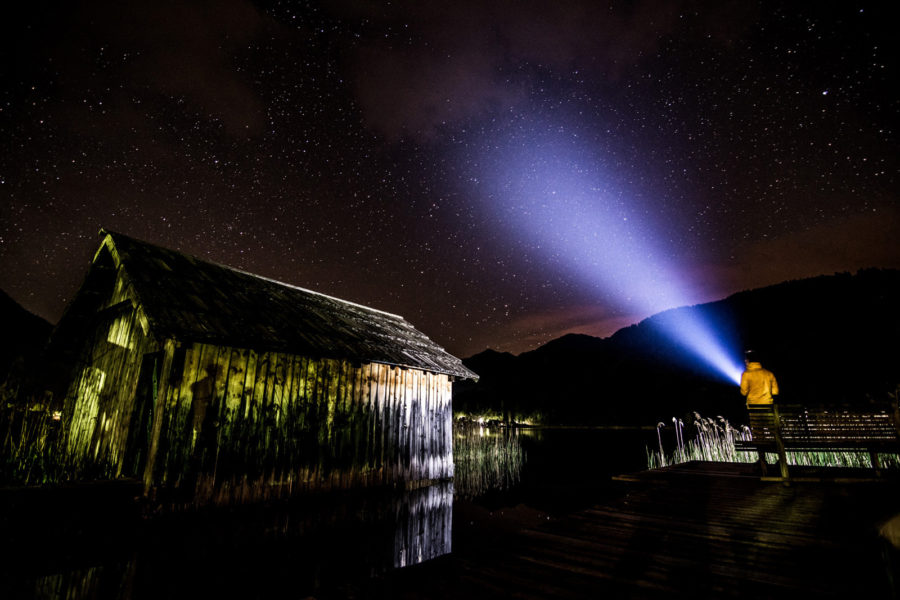 Beleuchtungs-Check am Gralhof-Steg